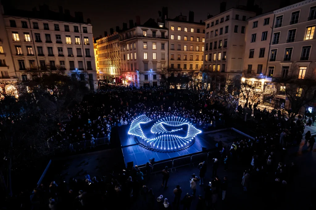 fdl2024_flux_collectif scale_place des celestins_©Brice ROBERT BD ©BriceROBERT 01